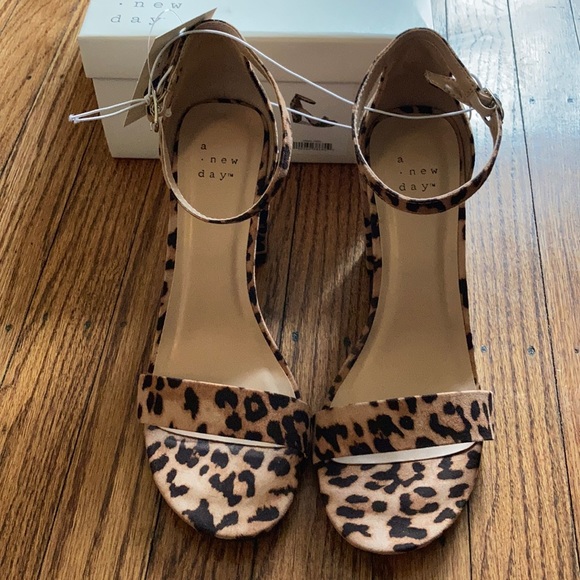 Leopard block heels - Picture 2 of 4